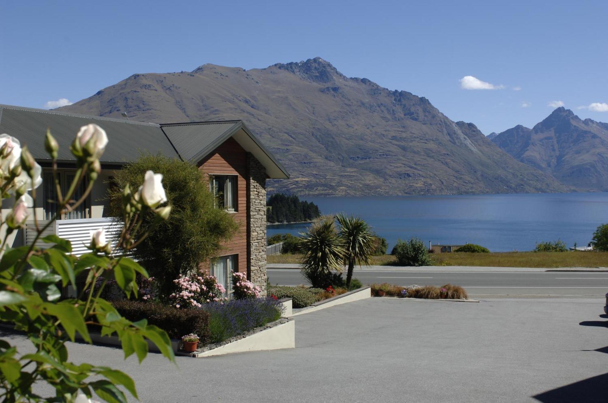 Queenstown Motel Apartments (Adults Only) Exterior foto